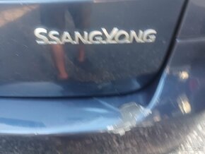 Ssangyong kyron 2.7 automat 4x4 - 5