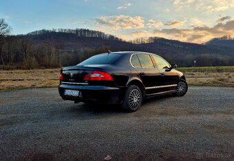 Škoda Superb 2.0. TDI 103 kw Automat - 5