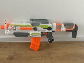 Predám nerf zbraň NERF MODULUS ESC - 5