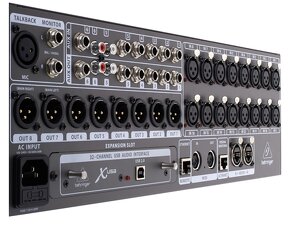 Behringer X32 rack - 5