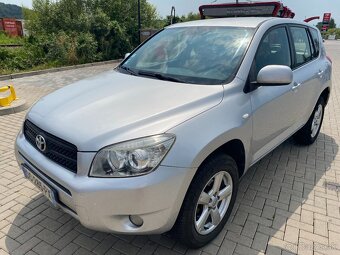 TOYOTA RAV4 2.2 D4-D  4x4  splátky už od 80€-mes.... - 5