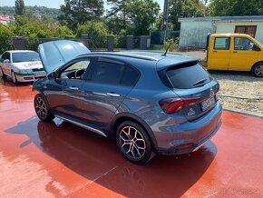 Predám Fiat Tipo Cross 1.0 - 5