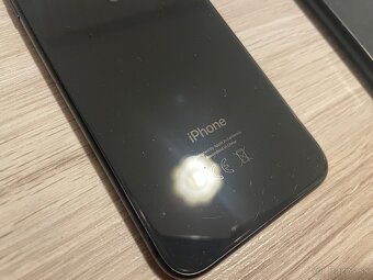 Predám iphone 8 64GB grey - 5