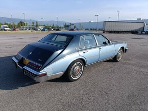 Cadillac seville V8 1983 - 5