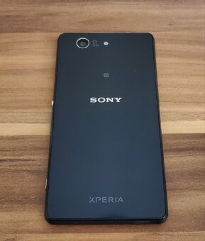 Sony Xperia Z3 Compact - TOP stav - 5