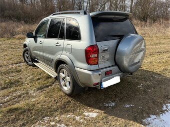 Toyota rav4 ,2005 2.0 D-4D - 5