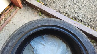 Predám pneumatiky Goodyear runflat MO 275/45 R19. 2ks - 5