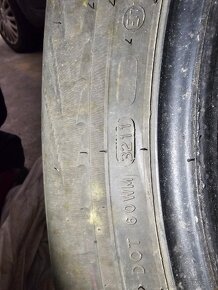 Nokian Hakkapeliitta 235/65 R18 - 5