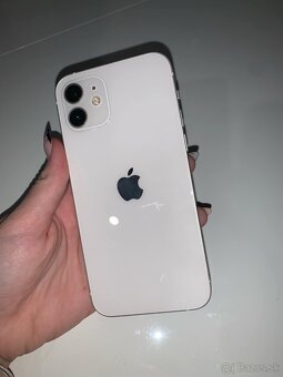 Predám Iphone 12 64g - 5