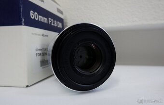 Sigma (Sony E) 60mm f2.8 DN ART - 5