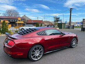 Predám Ford Mustang 2017 3,7 V6 - 5