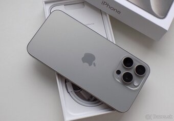 IPhone 15 Pro 256GB Přírodní Titan - 5