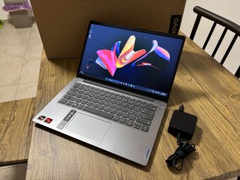 15"/Lenovo/Notebook/Ryzen 3/4GB RAM/128GB NVMe SSD/AMD Rad - 5