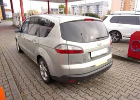 Ford S-MAX 2,0TDCi automat Titanium nafta automat 103 kw - 5