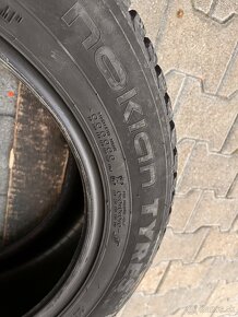 225/55R17 Nokian zimne - 5