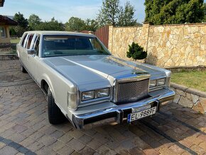 Lincoln Town Car 1988  limo   7,5 m - 5