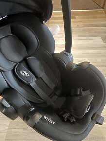 Autosedačka Britax Römer Baby-safe 5Z2, 350 eur - 5