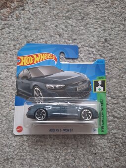 Hot wheels mix autíčok 3. - 5