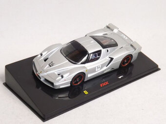 Ferrari FXX 1:43 Hot Wheels Elite - 5