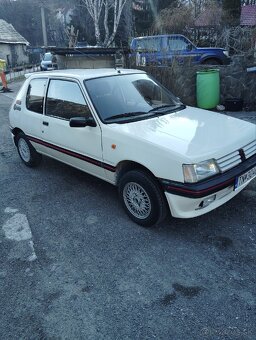 Peugeot 205 - 5