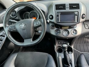 Toyota RAV4 v TOP stave za 7.000 eur - 5