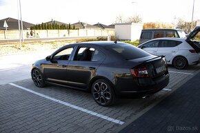 Škoda Octavia 2.0 TSI 245k RS DSG - 5