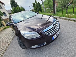 Opel INSIGNIA Sport tourer 4x4 - 5