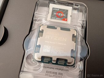 AMD Ryzen 7 7800X3D - 5