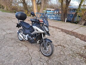 Honda NC750X manuál - 5