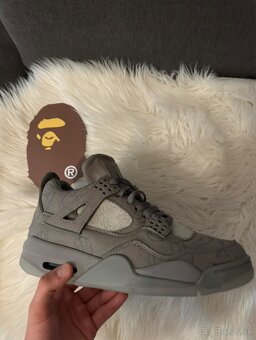 Jordan 4 kaws - 5