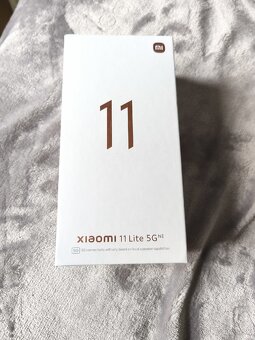 Predám Xiaomi 11 lite 5G NE - 5