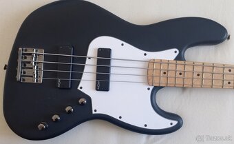 Basgitarové krásky Praž.Fender SQ / Nepraž.Cort Curbow - 5