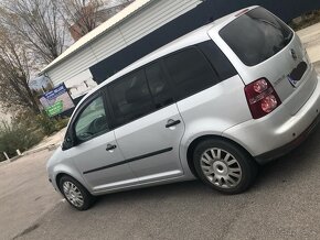 Volkswagen Touran 1.9 TDI 77KW - 5