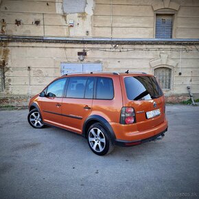 Vw Touran 2.0TDI Cross Facelift - 5