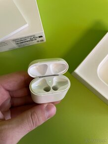 Apple airpods 2 nabijacie puzdro - 5