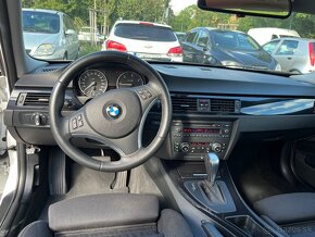 Bmw 320xd full vybava - 5