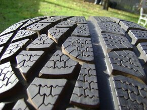 255/40 r19 zimne pneumatiky - 5