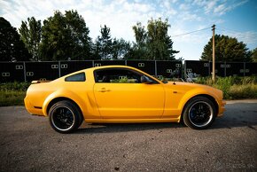 Ford Mustang V6 4L AJ NA SPLÁTKY - 5