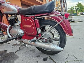 Jawa 250 - 5