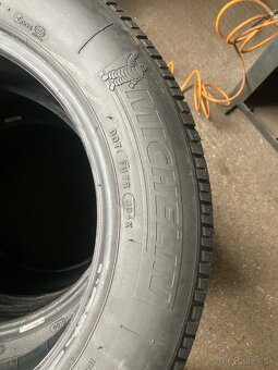 Letné pneu 205/60R16 viem aj prezuť - 5