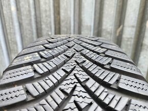 Zimné pneu Hankook Winter ICept - 195/60 r16 89H - 5