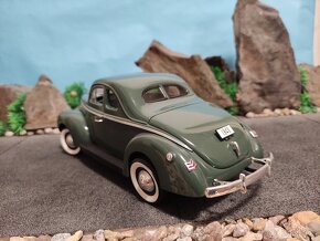 Prodám model 1:18 Ford Deluxe 1940 - 5