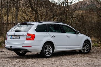 Škoda Octavia Combi 2.0 TDI Elegance - 5