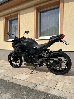 KAWASAKI Z300 - 5