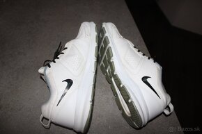 Nike T-lite xl tenisky - 5