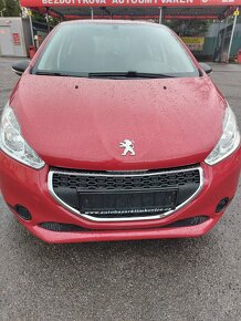 Peugeot 208 - 5