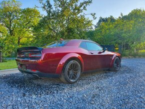 Dodge challenger - 5