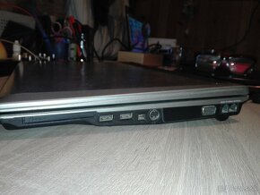 Asus laptop. AMD Dvoj-jadro. nVidia GeForce grafika. - 5