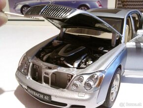 Maybach 62 Auto Art 1:18 - 5