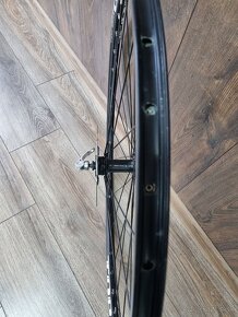 Predám predné koleso 28”/29" s kotúčem 160 mm - 5